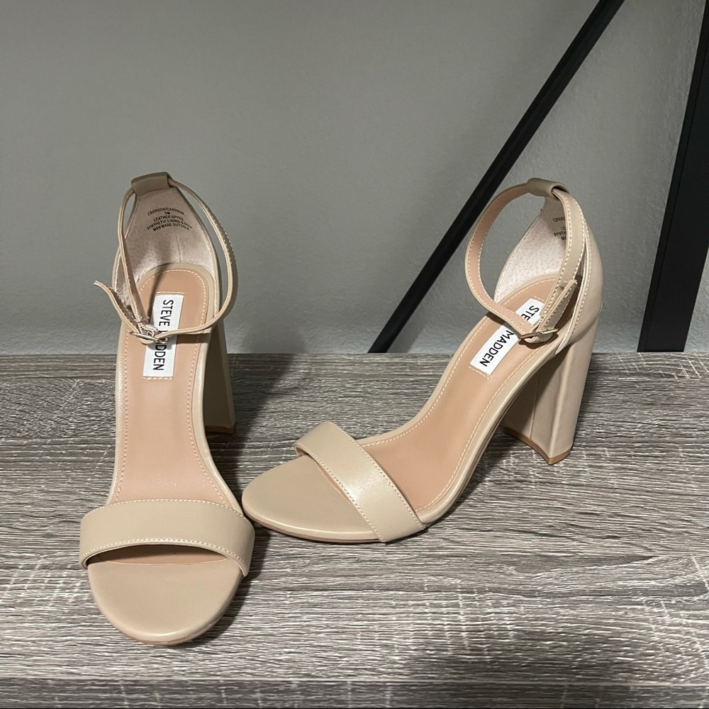 Steve Madden Nude Heels